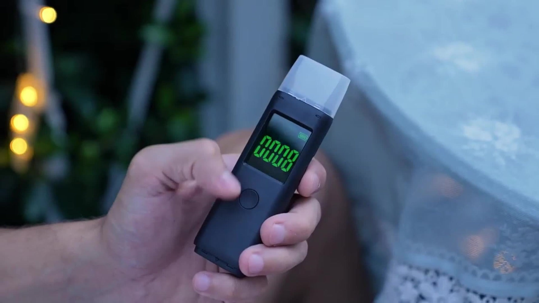 Breathalyzer Alcohol Tester 2-in-1 Rechargeable Dual Mode Blow Activated Digital BAC Tester for Personal Use Drunk Driving Prevention Portable Alcohol Meter