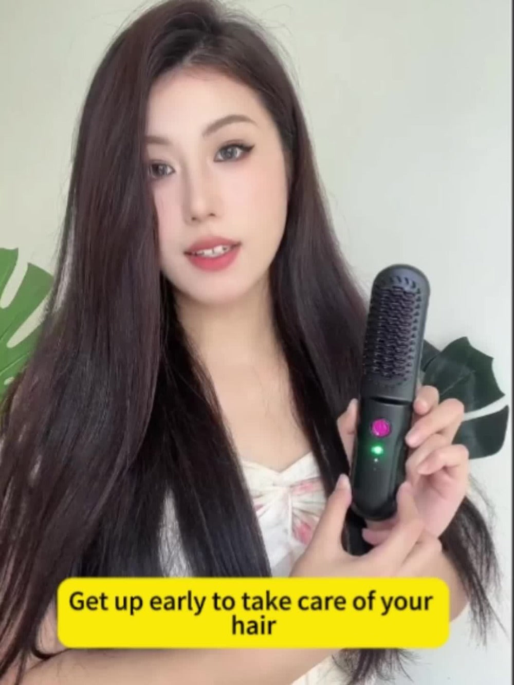 Wireless Hair Straightener Comb - Portable Cordless Straightening Brush with 3-Min Fast Heat, 3 Temp Settings 170-190¡ãC, Negative Ion Technology, 3D Comb Design, Lightweight Travel Hair Straightener