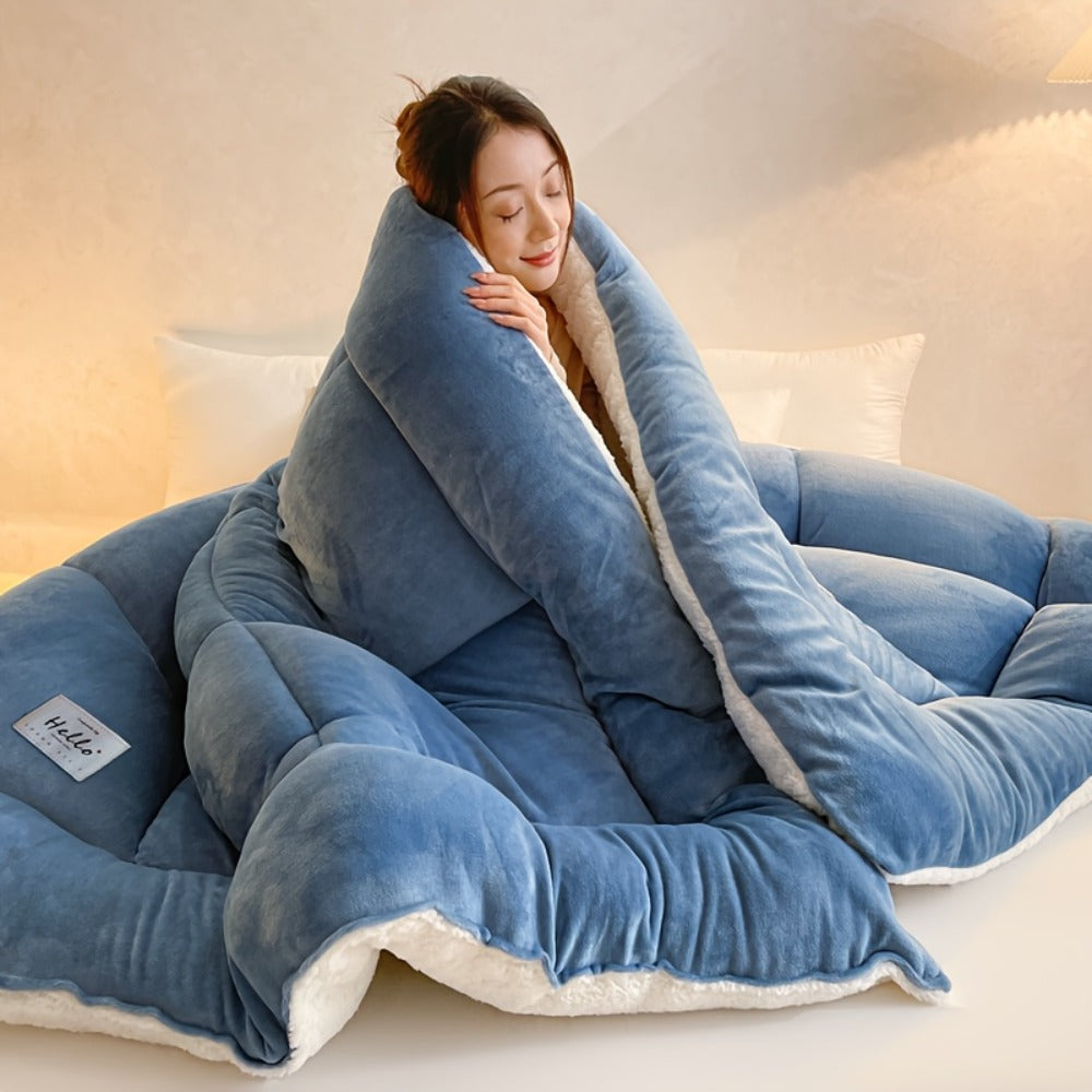 Thick Soft Comforter All Season Quilted Box Stitch Solid Color Breathable Machine Washable Bedroom Warm Autumn Winter Comforter