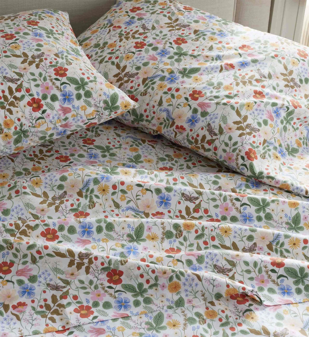 Percale Fitted Sheet - Strawberry Fields White