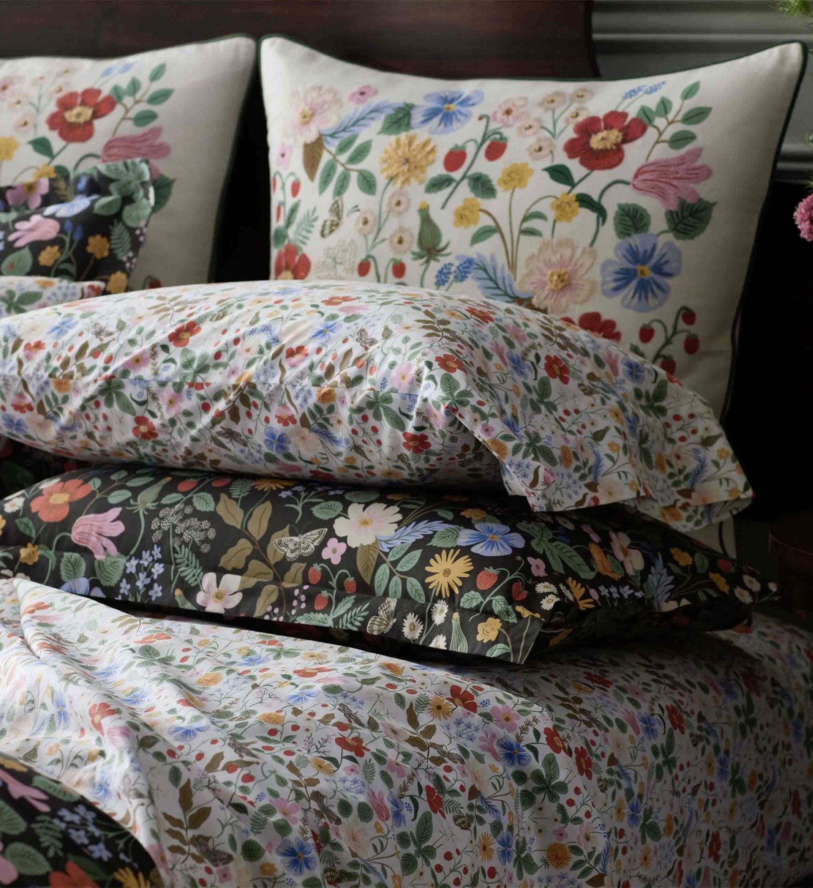 Percale Pillowcases - Strawberry Fields White