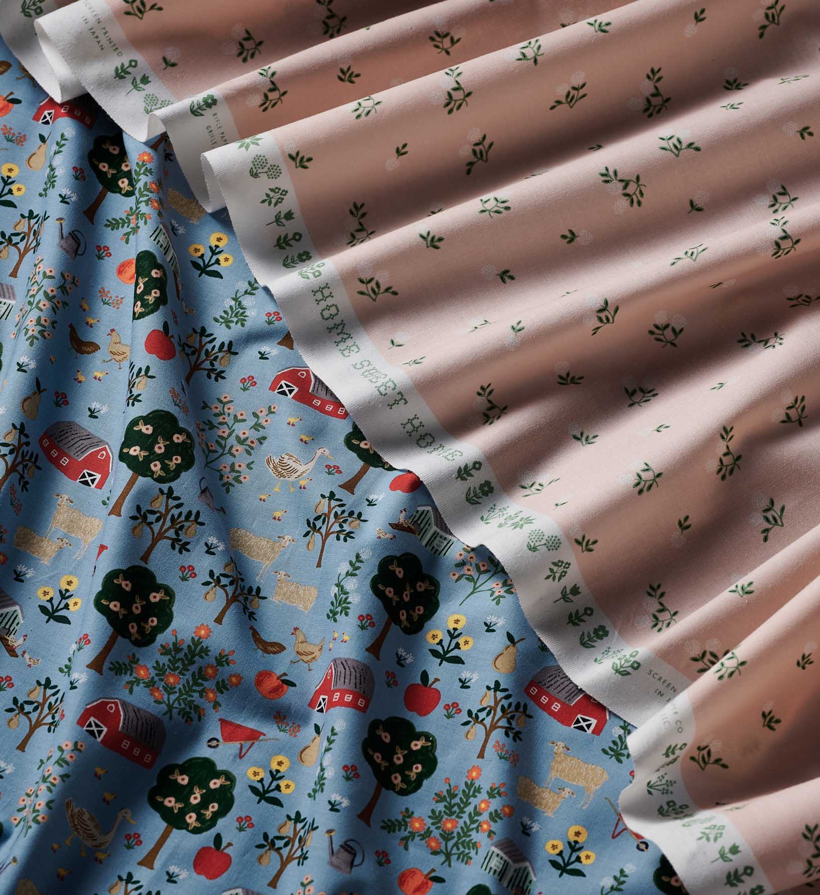 Ditsy Hydrangea Cotton Fabric - Pink