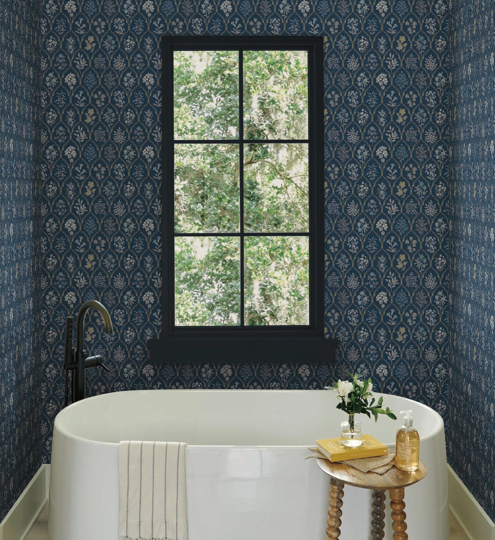 Hawthorne Wallpaper - Navy & Gold