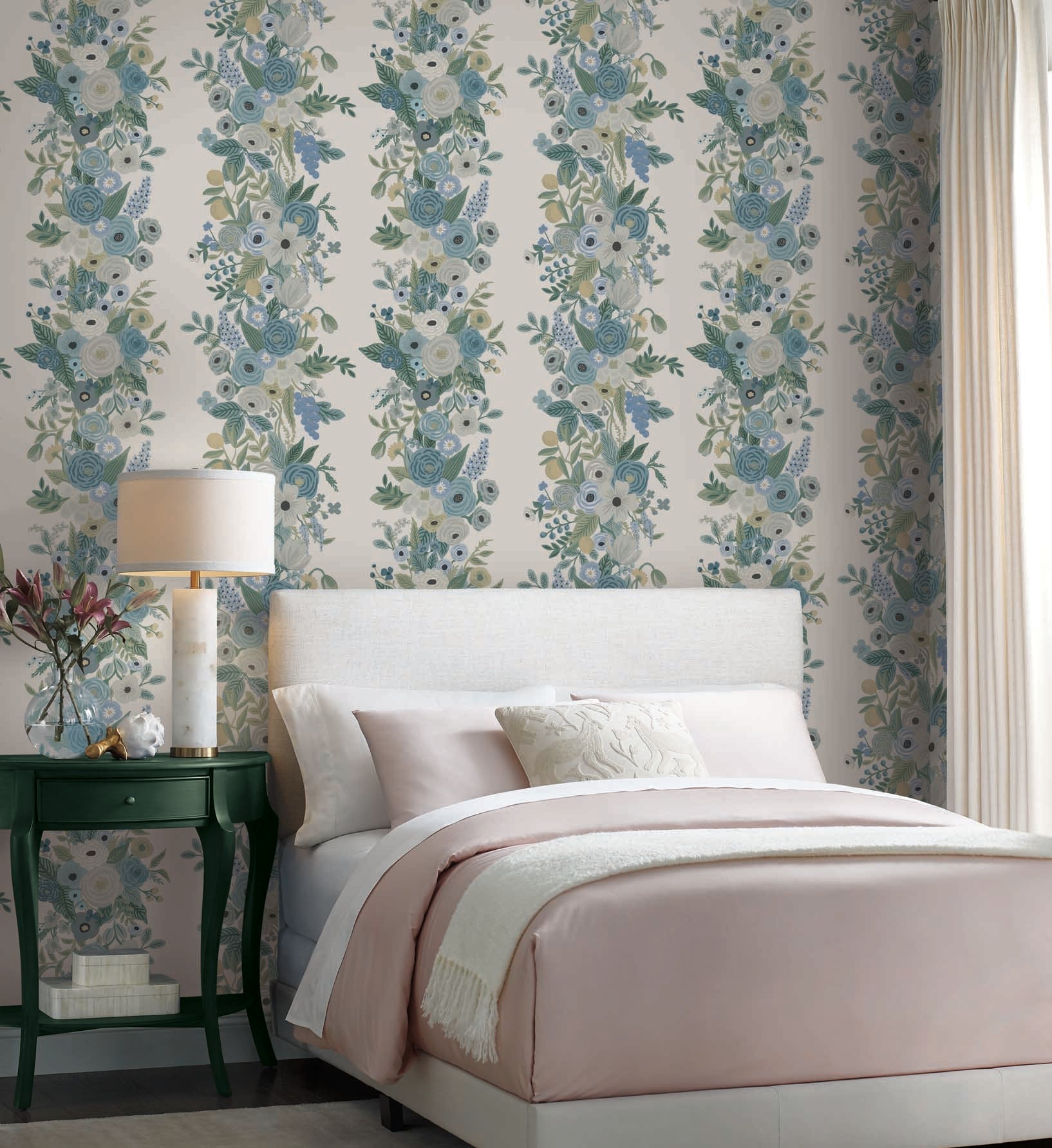 Garden Party Trellis Wallpaper - Indigo