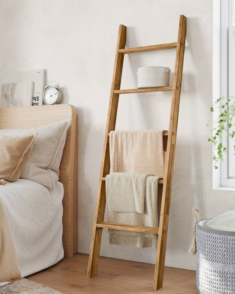 Blanket Ladder Shelf 5-Tier Freestanding Wood Ladder Rack for Blankets Towels Books Decor, Modern Farmhouse Ladder Shelf Wall Leaning Storage Organizer for Living Room Bedroom, 4 Colors