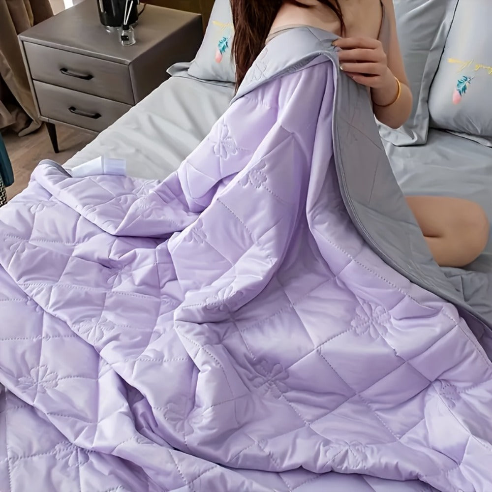 Cooling Blanket for Hot Sleepers ¨C Lightweight Breathable Summer Comforter, Air-Cooled Moisture-Wicking Blanket for Adults, Queen & King Size
