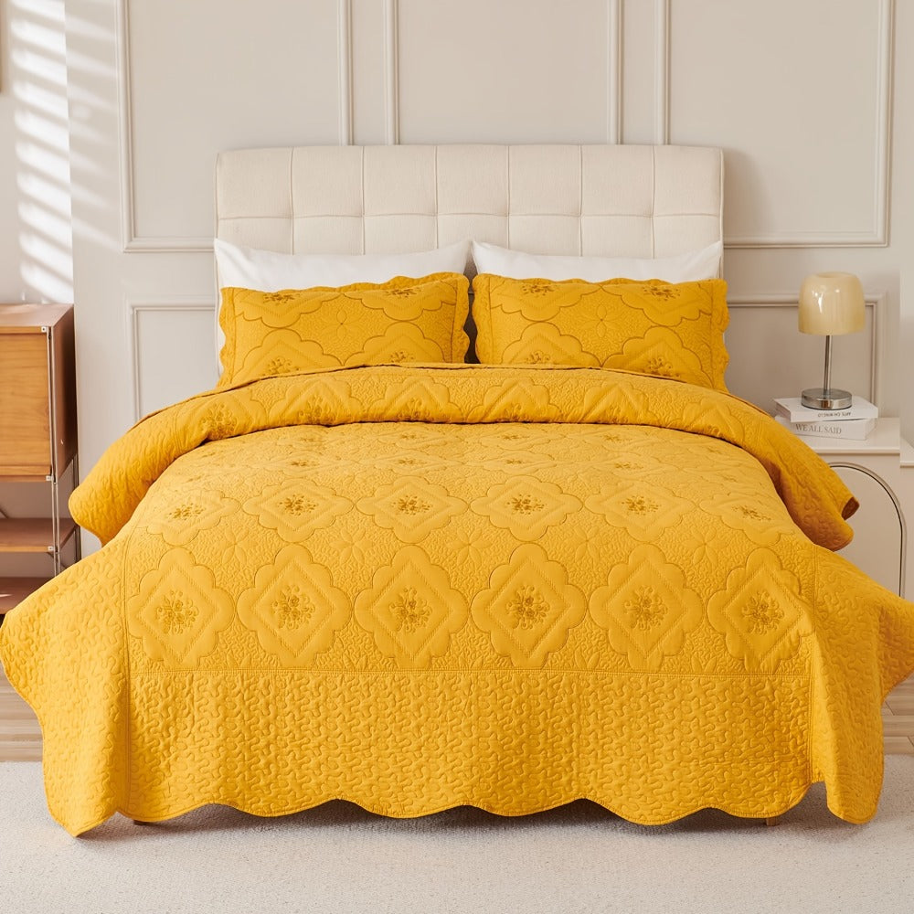 Quilt Set 3 Piece Floral Embroidery Bedspread - 100% Polyester Wrinkle Resistant Lightweight Quilted Coverlet with 2 Pillow Shams for Full Queen King Bed, Elegant Bedroom Decor in 19 Colors