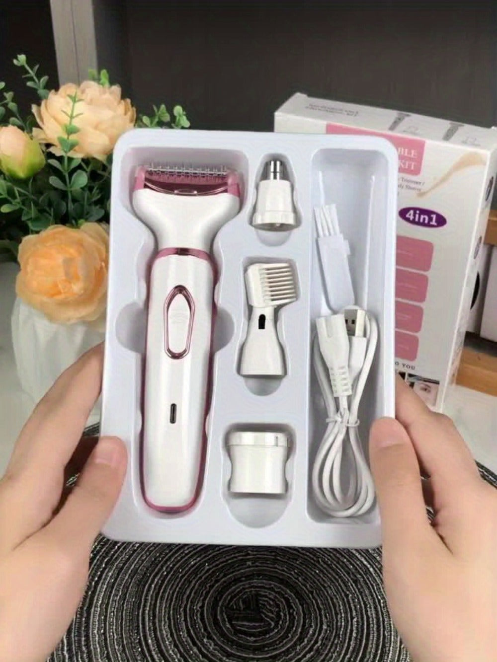 Women's Electric Razor 4-in-1 Painless Grooming Kit Wet Dry Rechargeable Trimmer for Face Nose Legs Underarm Bikini Portable Hair Removal Tool for Women