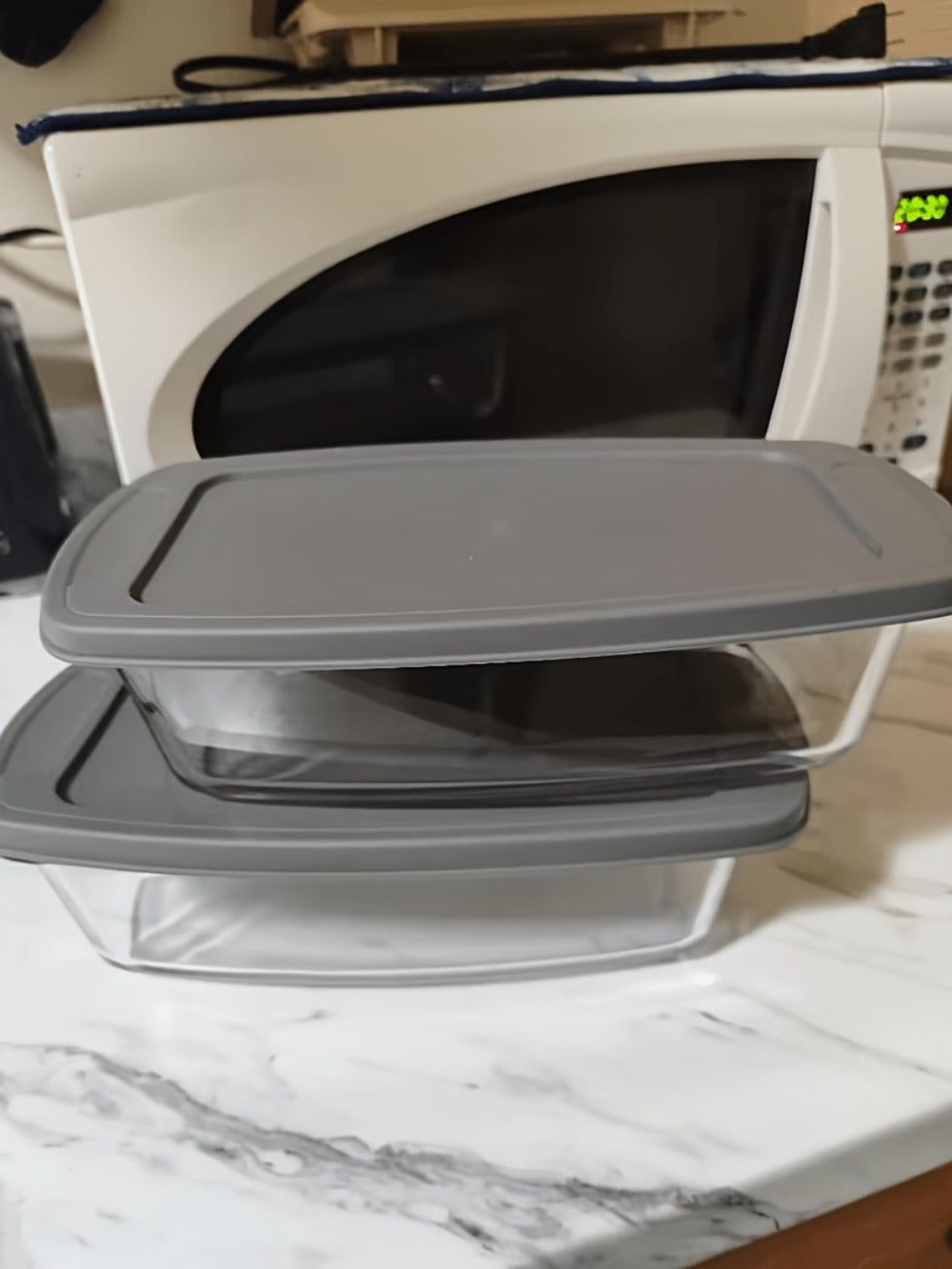 Glass Baking Dish with Lid, 1.9 Qt Rectangular Glass Loaf Pan with Handles, Oven & Microwave Safe Airtight Food Storage Container, Stackable Glass Bread Pan for Baking Bread Cakes, with Silicone Brush