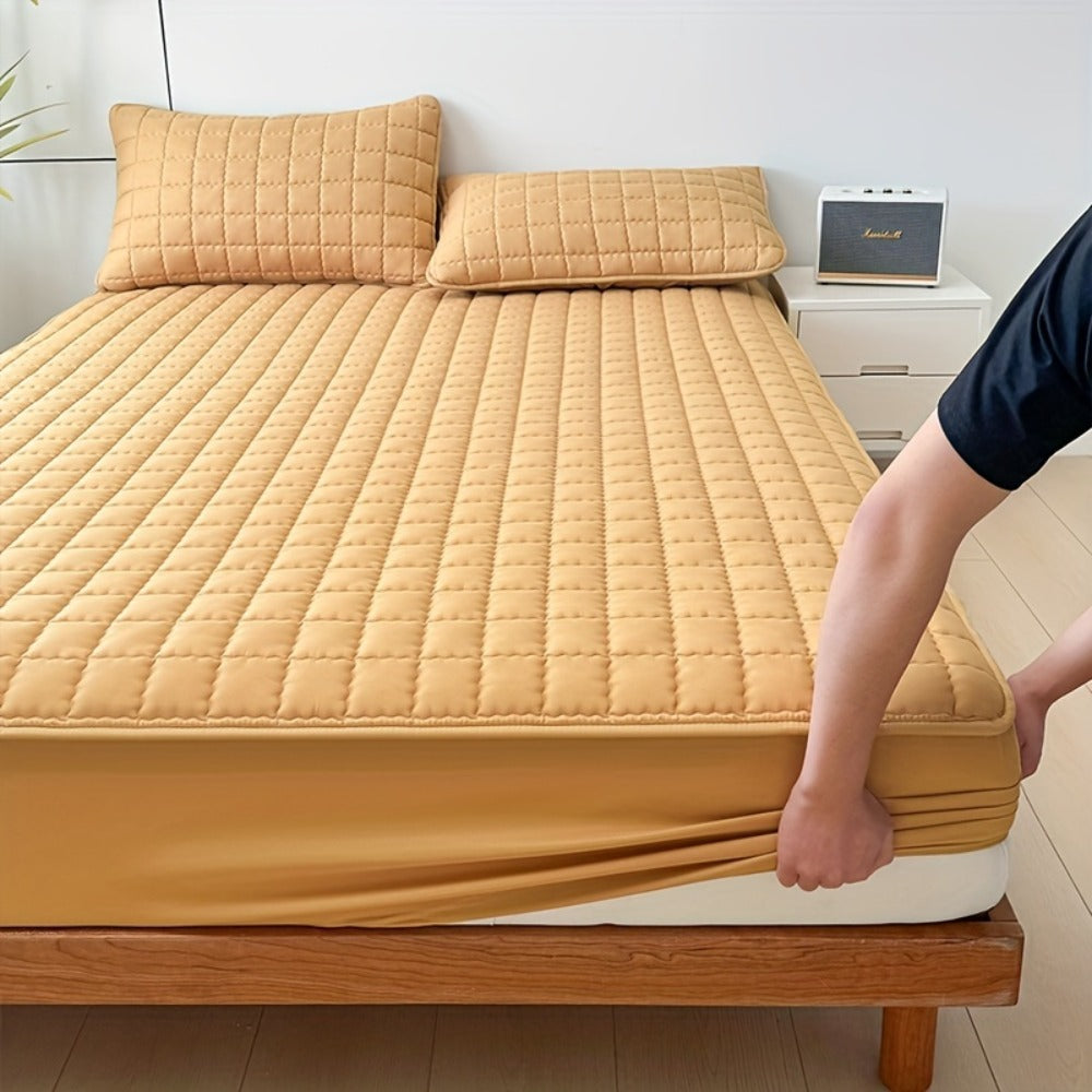 Quilted Waterproof Mattress Protector Soft Breathable Mattress Cover with Deep Pocket for Full Queen King - Solid Color Bedding Pad for Bedroom Guest Room Hotel Apartment School
