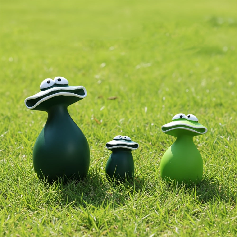 Resin Big Mouth Frog Figurines Set of 3 ¨C Cute Garden Courtyard Ornaments, Funny Parody Decor