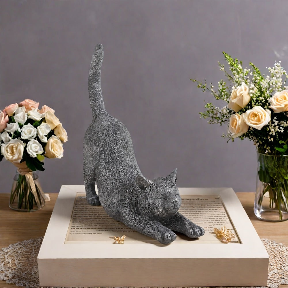 Yoga Cat Statue Hand-Painted Stretching Cat Figurine Grey Resin Decorative Sculpture for Home Office Garden Indoor Outdoor Decor Cat Lover Gift High-Quality Finish Stylish Ornament