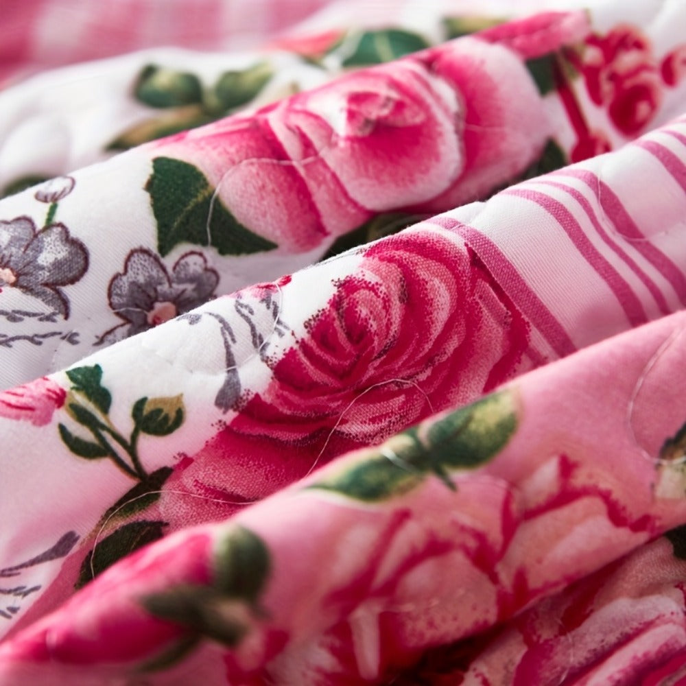 Quilted Bedspread Set 3 Piece Pink Floral Patchwork Comforter Set with 2 Pillowcases, Machine Washable All Season Bed Cover, Soft Breathable Bedroom Bedding Set Twin Full Queen King