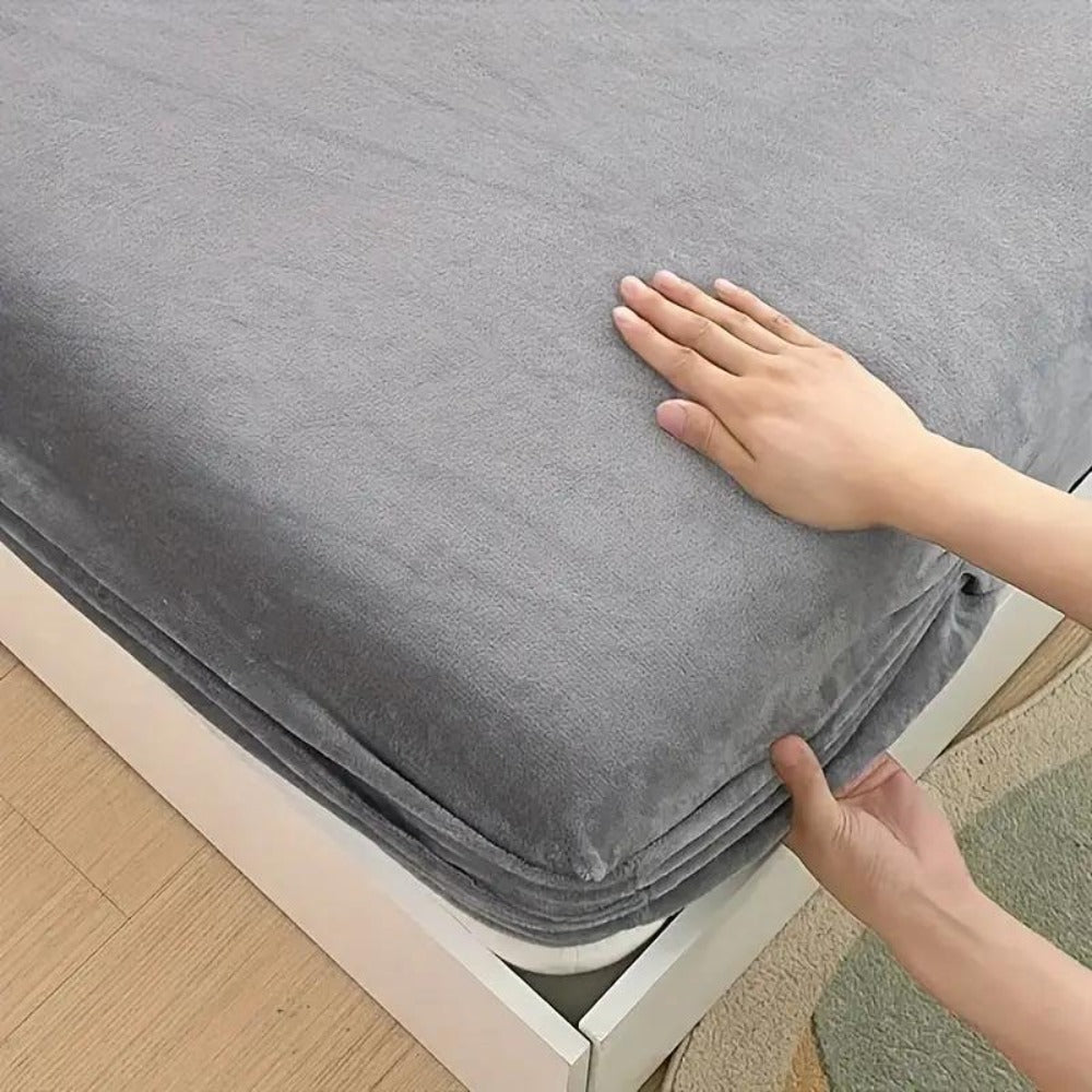 Double-Sided Velvet Sheet Set ¨C Soft Warm Milk Velvet & Suede Fitted Sheet with Pillowcases All Seasons Twin Full Queen King