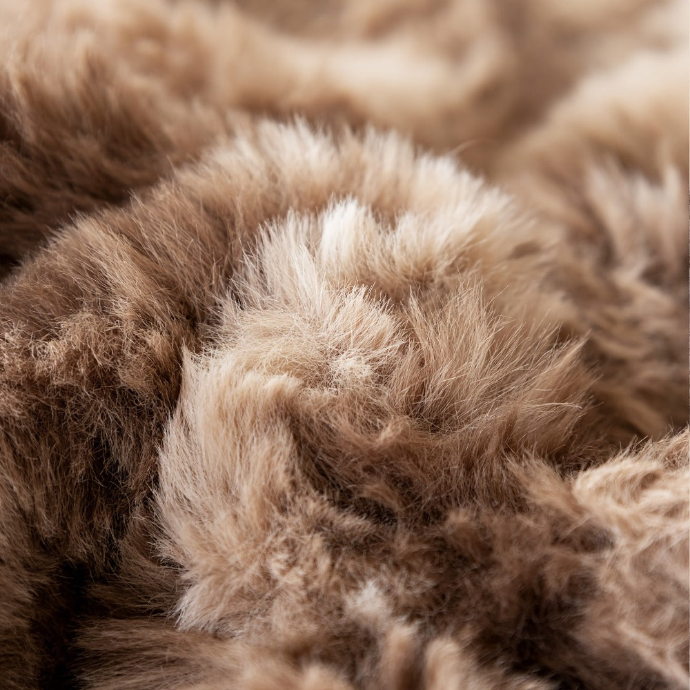 Plush Sofa Cover Faux Lamb Thick Fluffy Couch Slipcover Pet Friendly Machine Washable Gradient Color Polyester Furniture Protector for Armchair Single Double Triple Sofa Living Room Home Decor