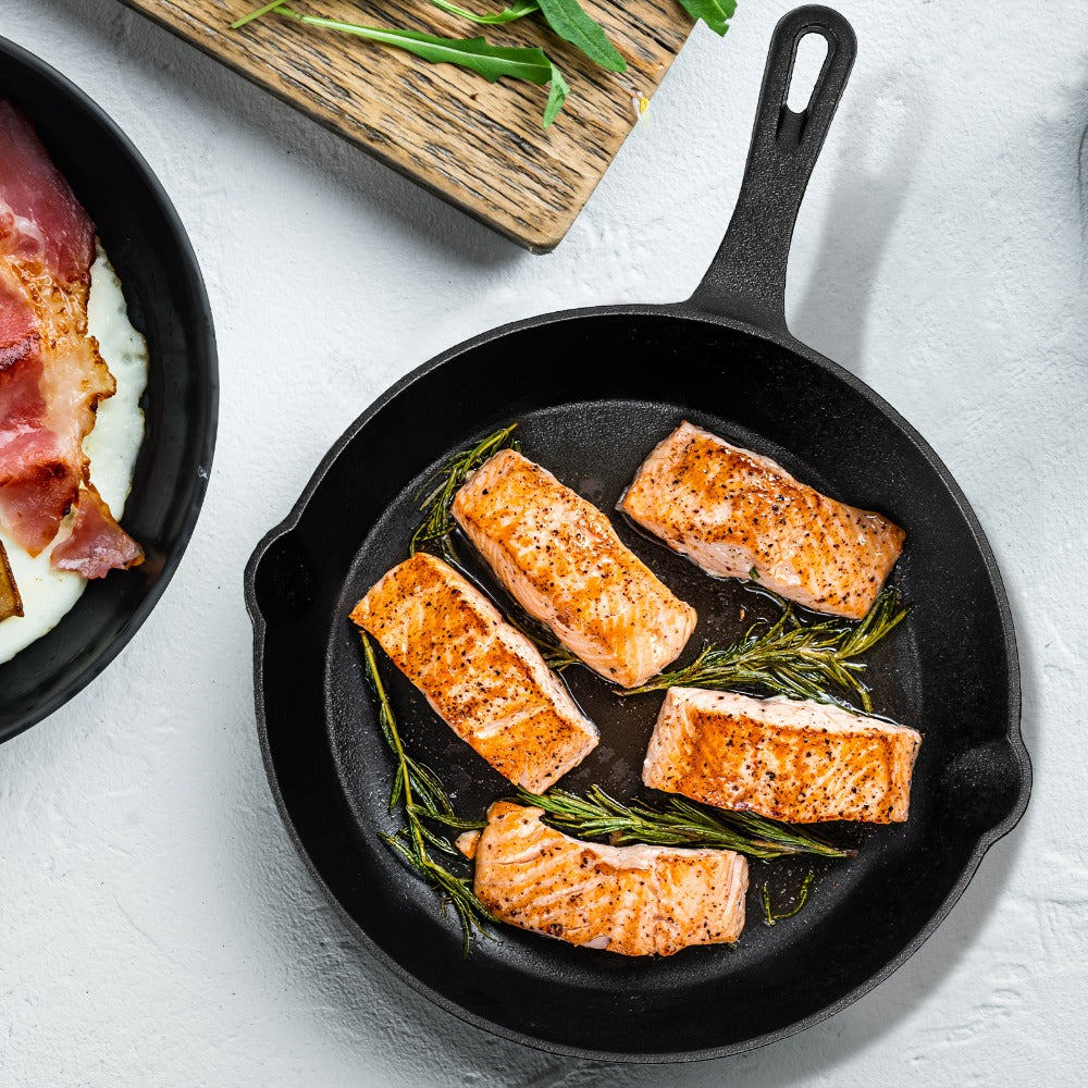 Cast Iron Skillet Set 3pcs - Non-Stick with Drip Spout, Pre-Seasoned Cookware for Holiday Cooking RV Campfire Outdoor Grilling, Heavy Duty Kitchen Frying Pan Set