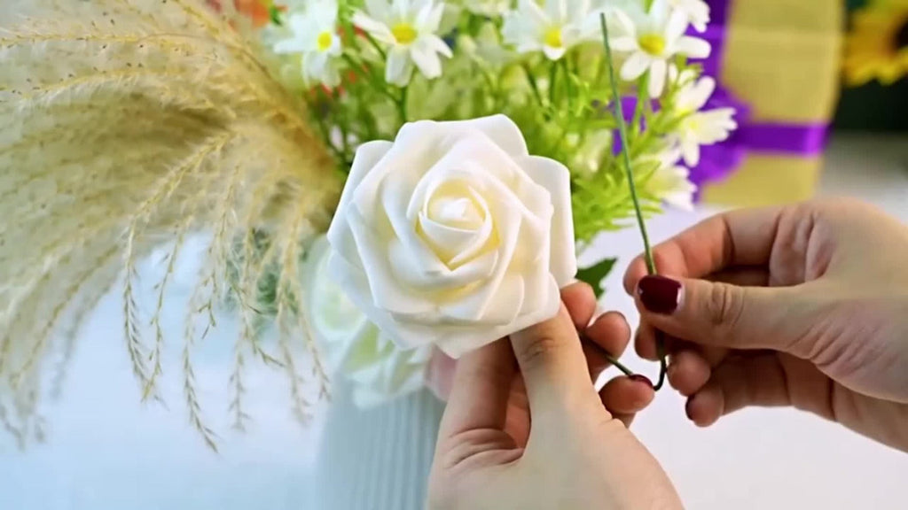 White Artificial Roses with Stem 50pcs ¨C Realistic Fake Silk Rose Flowers for Wedding Bouquets, Centerpieces, Home Decor & DIY Floral Arrangements