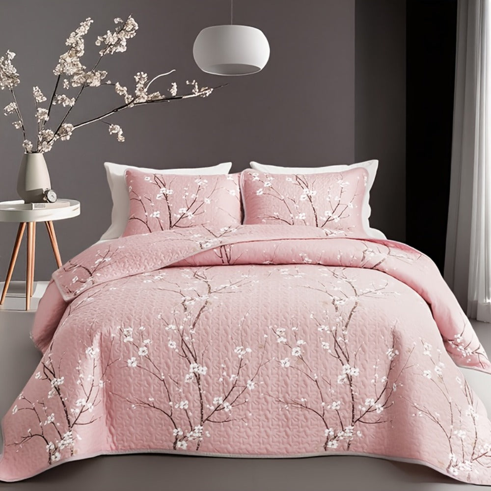 Plum Blossom Quilted Bedspread Set Machine Washable Soft Breathable Hypoallergenic Comforter with Pillowcases Twin Full Queen King Size Floral Bed Cover Bedding Set