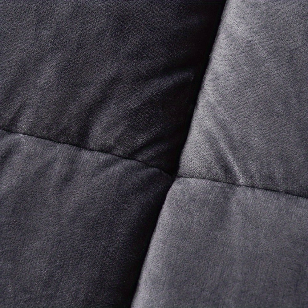Reversible Milk Velvet Comforter Soft Quilted Blanket 100% Polyester Plush Fleece Bedding All Season Machine Washable for Home Hotel Queen King Size Light Grey Dark Gray