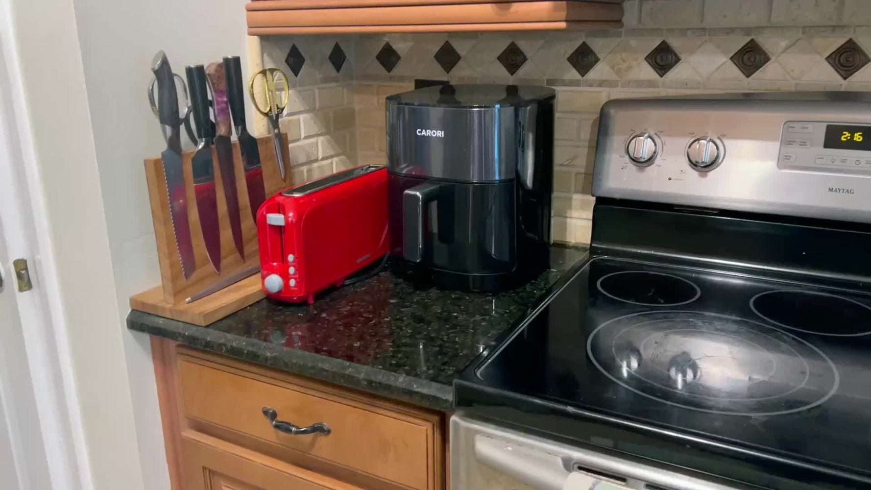 2-Slice Toaster Slim Ultra-Thin Design ¨C 6 Browning Settings, 10¡± Long Slot, Reheat & Defrost Functions, Auto Shut-Off, Removable Crumb Tray, 6 Colors Available