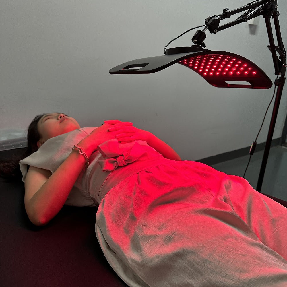 Red Light Therapy Lamp with Stand ¨C 660nm Red Light & 850nm Near Infrared Light Device for Body Pain Relief, Muscle Recovery & Skin Care, At-Home Infrared Light Therapy for Joint & Back Pain