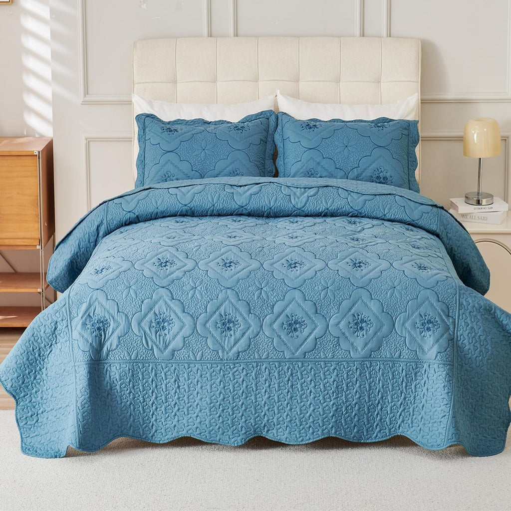 Quilt Set 3 Piece Floral Embroidery Bedspread - 100% Polyester Wrinkle Resistant Lightweight Quilted Coverlet with 2 Pillow Shams for Full Queen King Bed, Elegant Bedroom Decor in 19 Colors
