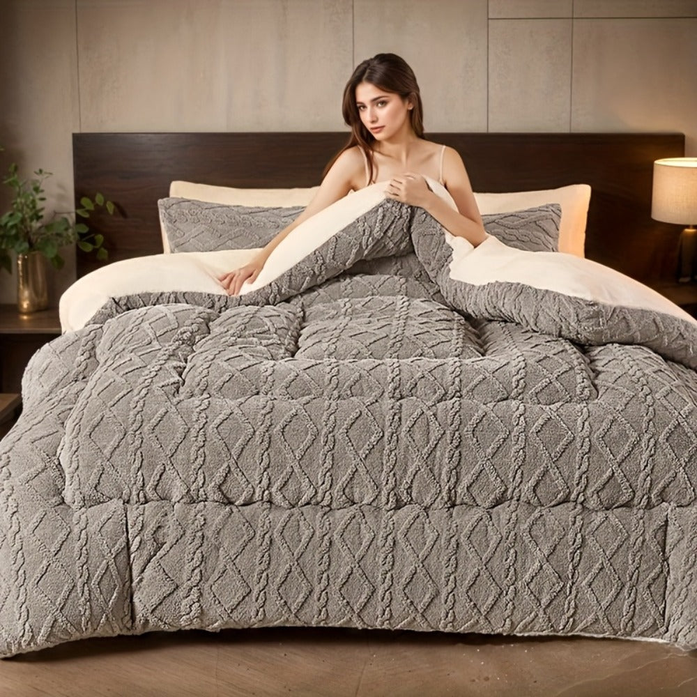 Winter Comforter Thick Warm Milk Velvet Duvet ¨C Geometric Quilted Heavyweight Blanket for All Seasons, Twin Full Queen King ¨C Silvery Grey & Blue