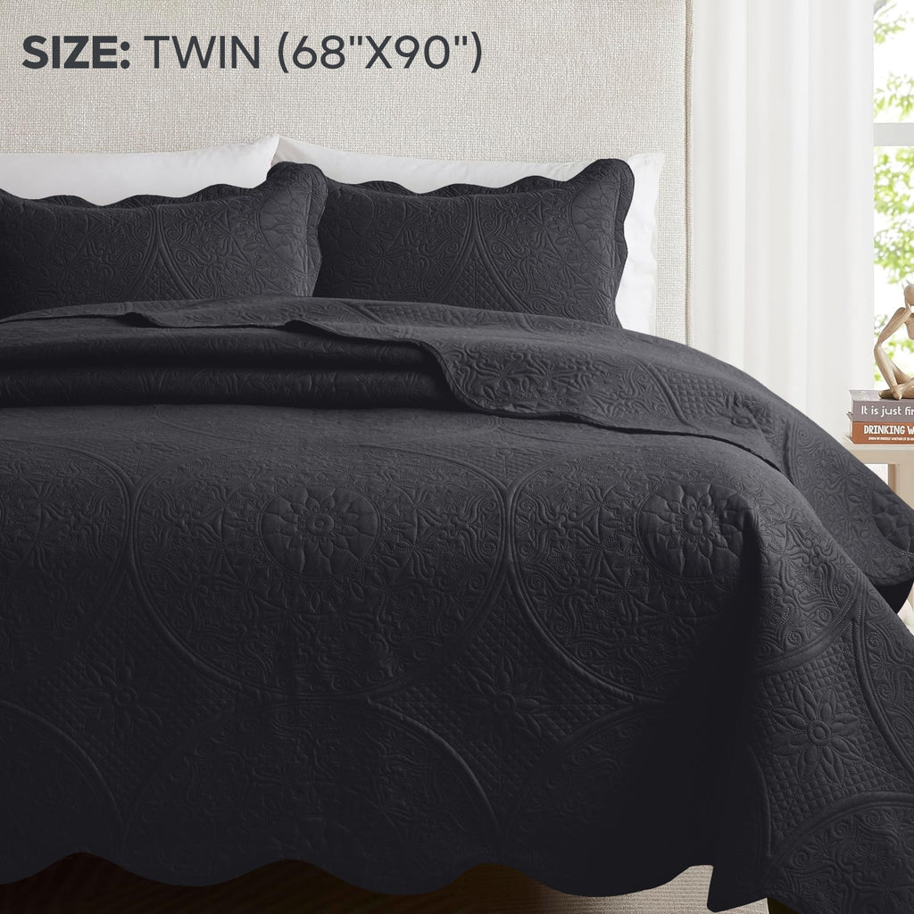 Quilted Bedspread Set 3 Piece ¨C Soft Floral Coverlet with Pillow Shams, Lightweight Breathable Quilt for Bedroom & Guest Room, All Season Bed Cover
