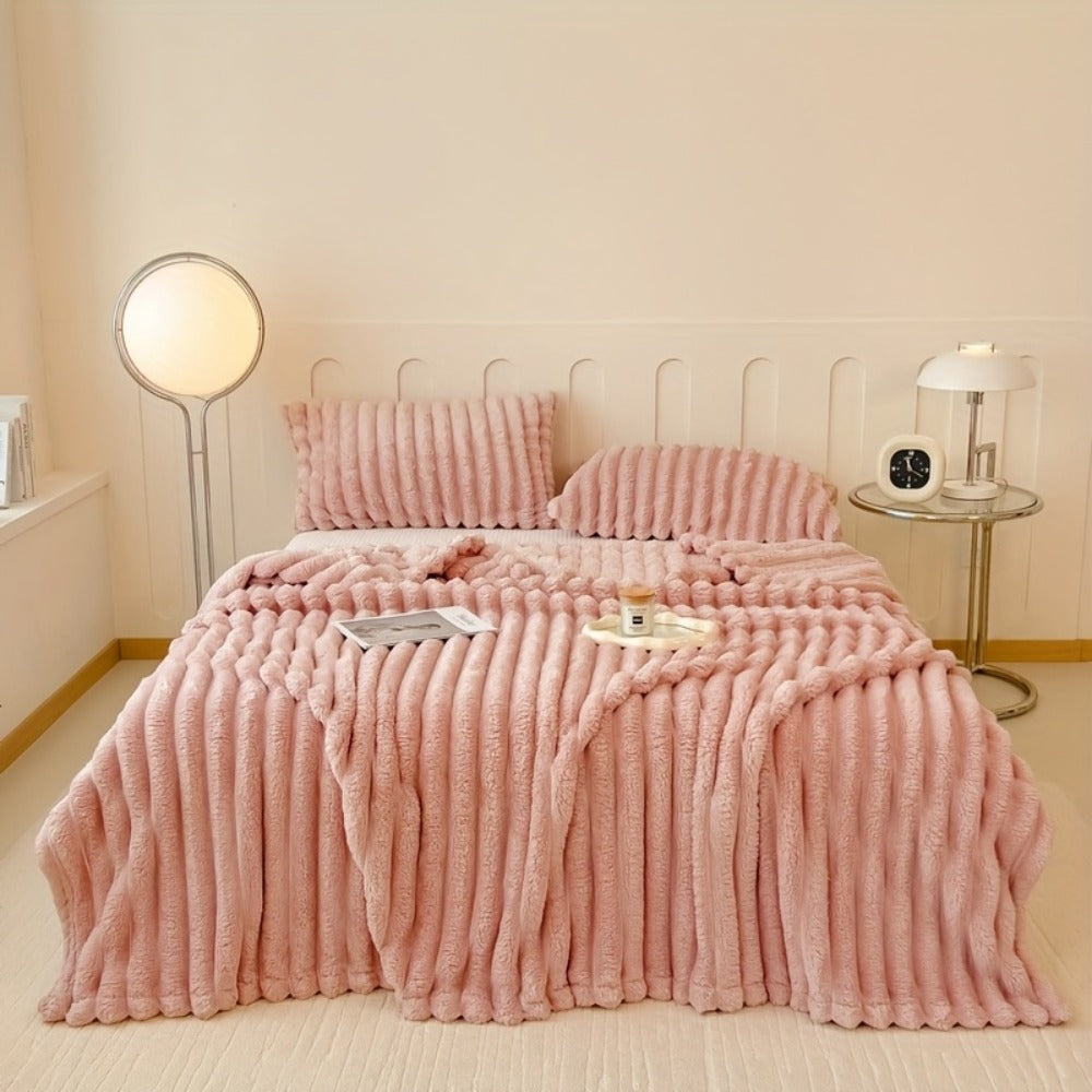 Plush Faux Fur Blanket ¨C Imitation Rabbit Fur 300-350gsm Knit Throw for Sofa, Bed & Travel, All Season, 3 Colors, 2 Sizes