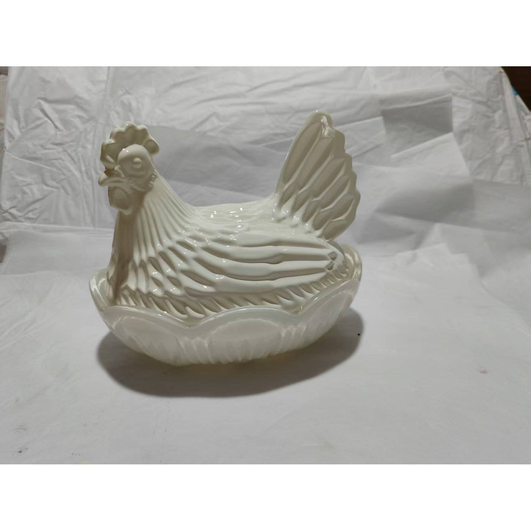 Glass Hen on Nest Candy Jar Vintage Farmhouse, Covered Chicken Storage Canister with Embossed Design, Rustic Kitchen Decor & Collectible Centerpiece for Table, Entryway & Cabinet (5 Colors)