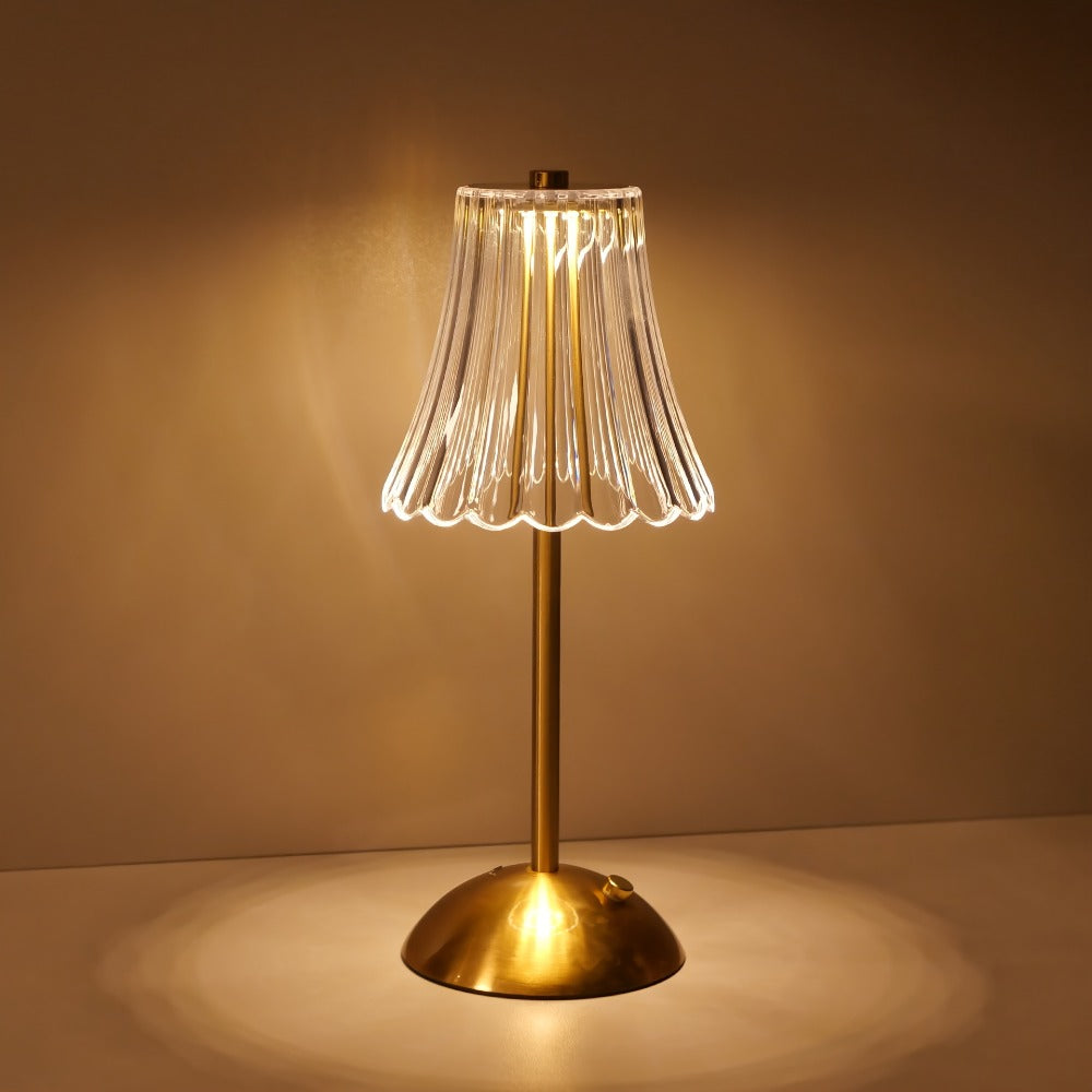 LED Retro Metal Table Lamp for Bedroom, Nordic Bedside Night Light with USB Charging, Warm Atmosphere Desk Lamp for Living Room Reading