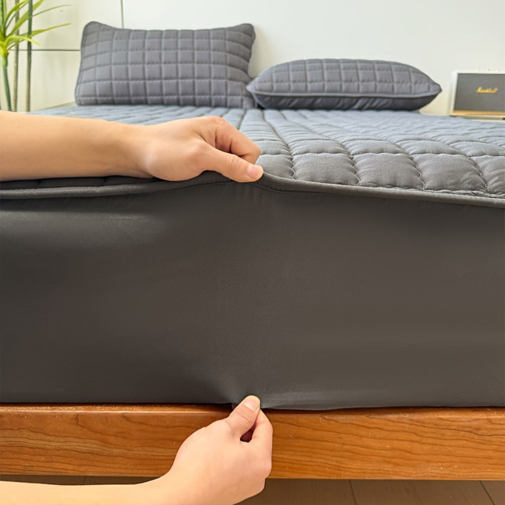 Quilted Waterproof Mattress Protector Soft Breathable Mattress Cover with Deep Pocket for Full Queen King - Solid Color Bedding Pad for Bedroom Guest Room Hotel Apartment School