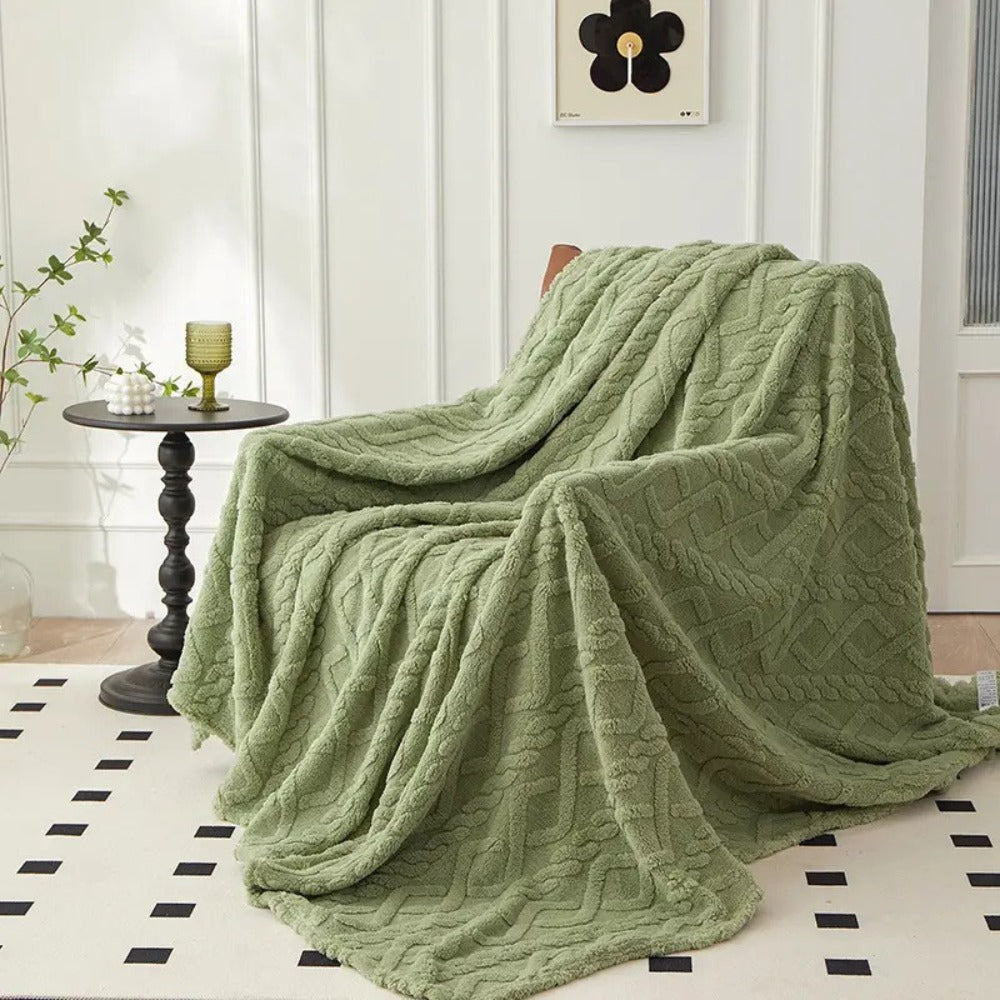 3D Plush Dense Weave Fleece Blanket ¨C Ultra-Soft Warm Throw for Bed, Couch, Travel & Outdoor, Air-Conditioning Friendly, 3 Colors, 2 Sizes