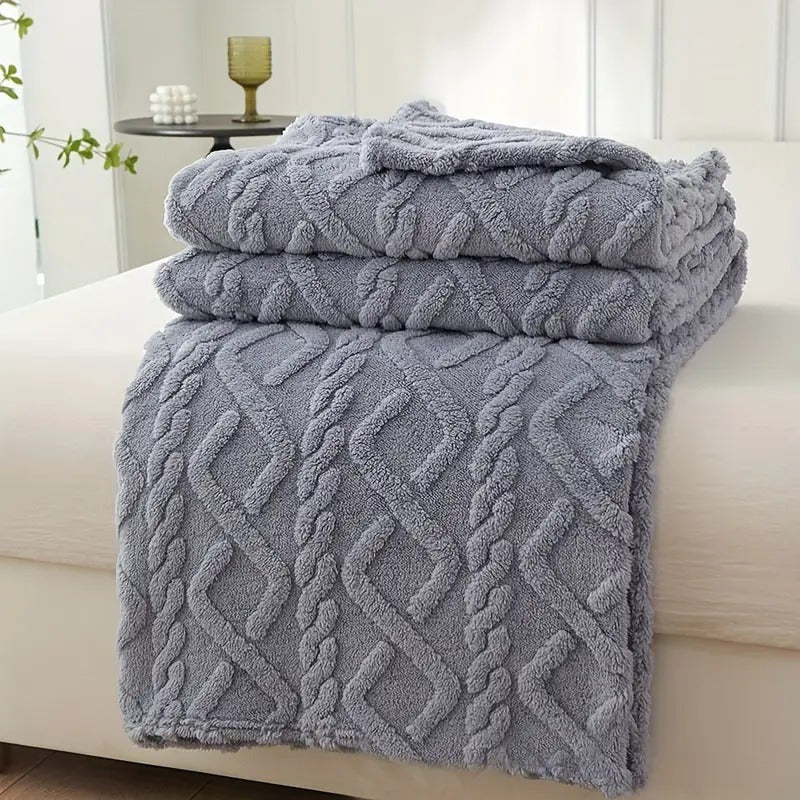 3D Plush Dense Weave Fleece Blanket ¨C Ultra-Soft Warm Throw for Bed, Couch, Travel & Outdoor, Air-Conditioning Friendly, 3 Colors, 2 Sizes