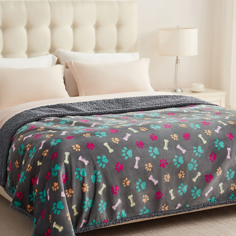 Waterproof Pet Blanket ¨C Reversible Liquid-Proof Coral Fleece Dog Blanket for Couch, Sofa & Bed, Furniture Protector, 2 Patterns