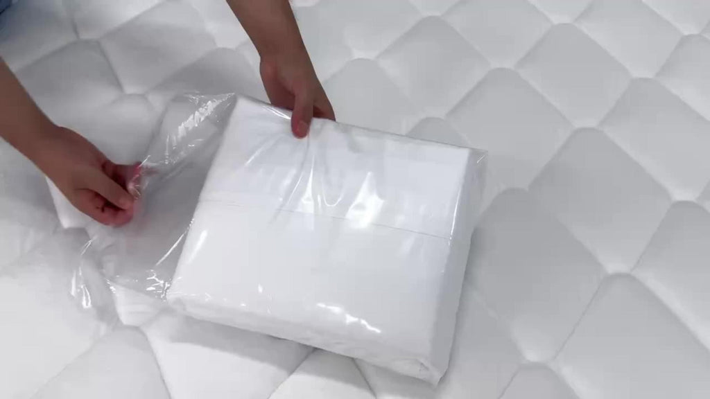California King Sheet Set 6-Piece Breathable Cooling Bed Sheets Ultra-Soft Hotel Luxury Microfiber 18 Inch Deep Pocket Wrinkle Fade Resistant Flat Sheet Fitted Sheet 4 Pillowcases Multiple Colors