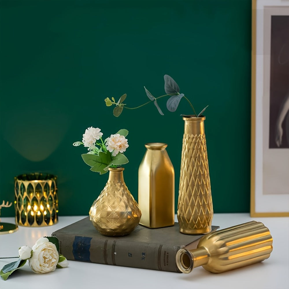Golden Glass Vase Art Deco Cylindrical Flower Vase, Gold Electroplated Finish, Holds Water, Table Centerpiece for Living Room, Kitchen, Bedroom, Bathroom, Holiday Decor