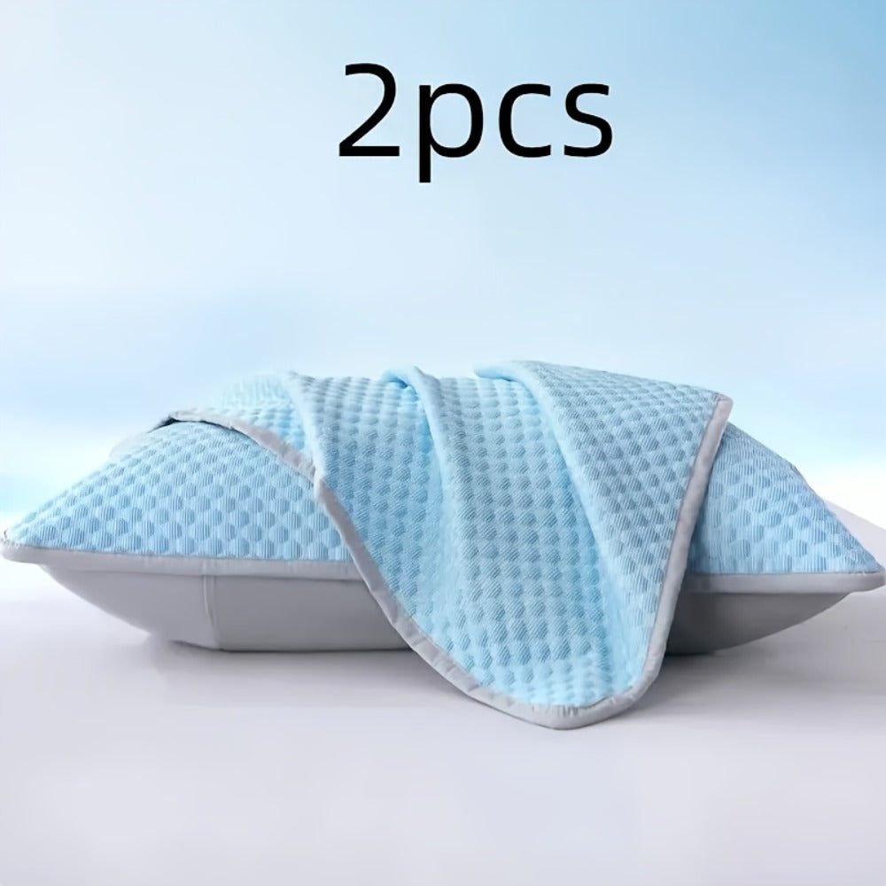Cooling Pillow Cases 2-Pack 3D Ice Bean Texture ¨C Soft Polyester Pillowcases for Summer | Machine Washable | Cool Sleep Bedroom Pillow Covers | 18.9¡± x 29.13¡± | No Insert