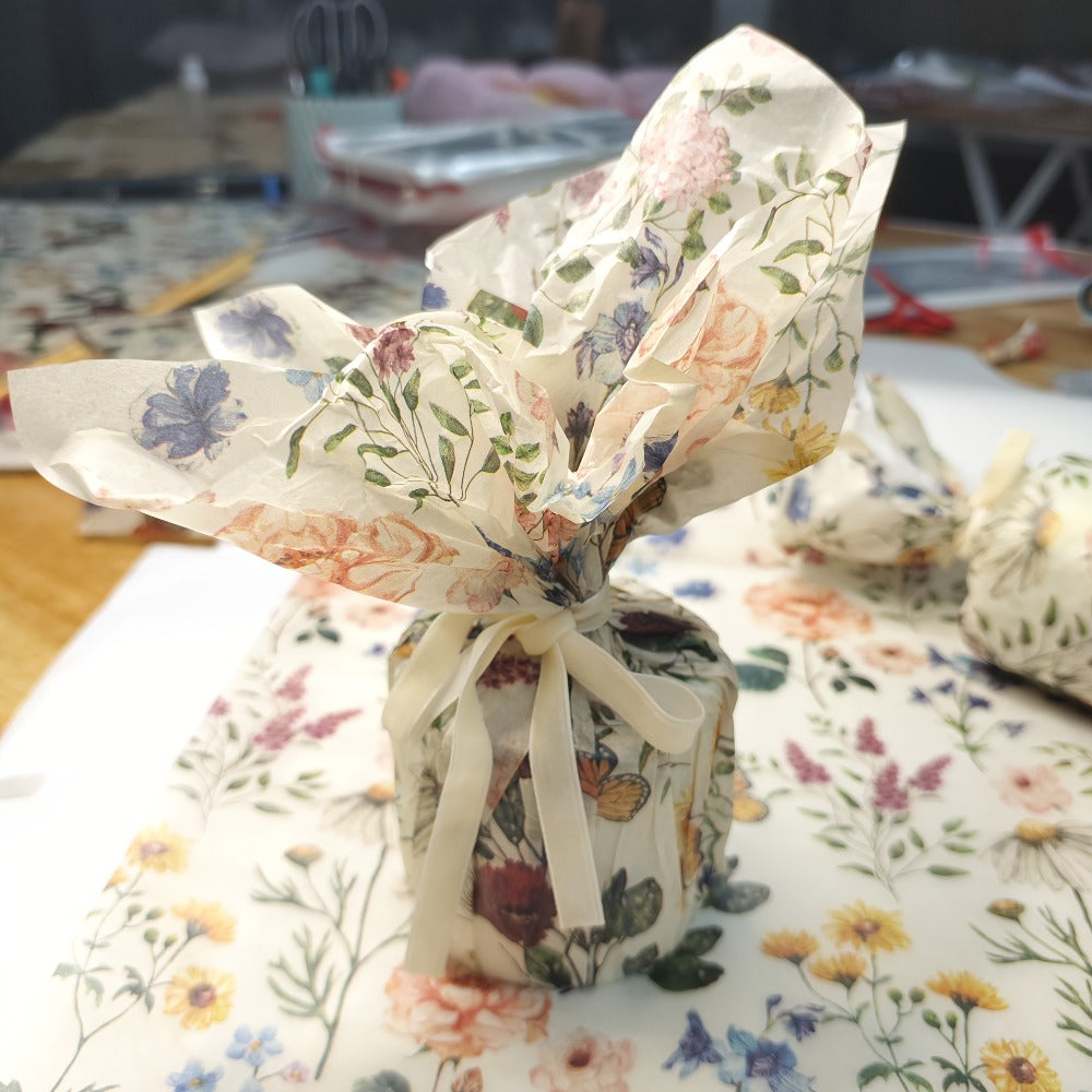 Vintage Floral Wrapping Paper 50pcs, 20¡±x14¡± Elegant Pastel Gift Wrap Sheets with Ruffled Edges, Purple Lily Design for Wedding Birthday Valentine Party Favors