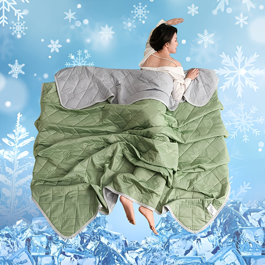 Cooling Blanket for Hot Sleepers - Breathable Lightweight Summer Quilt, Dual-Sided Soft Sweat Absorbent Throw, 100% Polyester, Machine Washable, Multipurpose Bedding