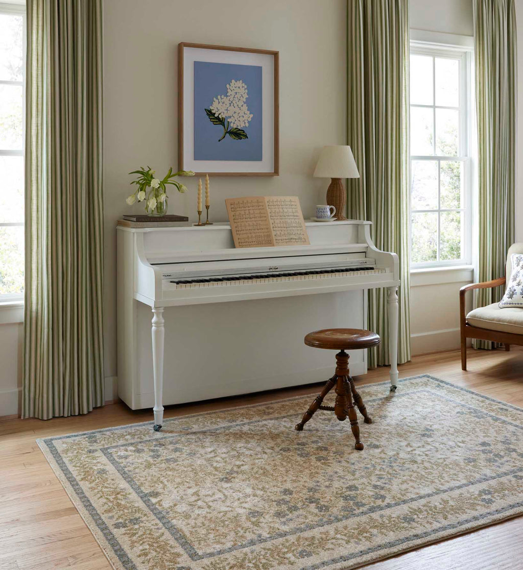 Laurel Wildwood Garden Power Loomed Rug - Cream
