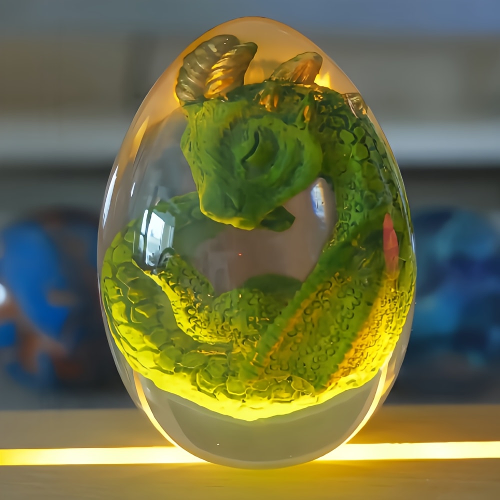 Dragon Egg Statue Transparent Resin Dragon Egg Figurine Dinosaur Souvenir Collectible Craft for Home Decor Desktop Display Birthday Christmas Halloween Gift Red Purple Green Blue