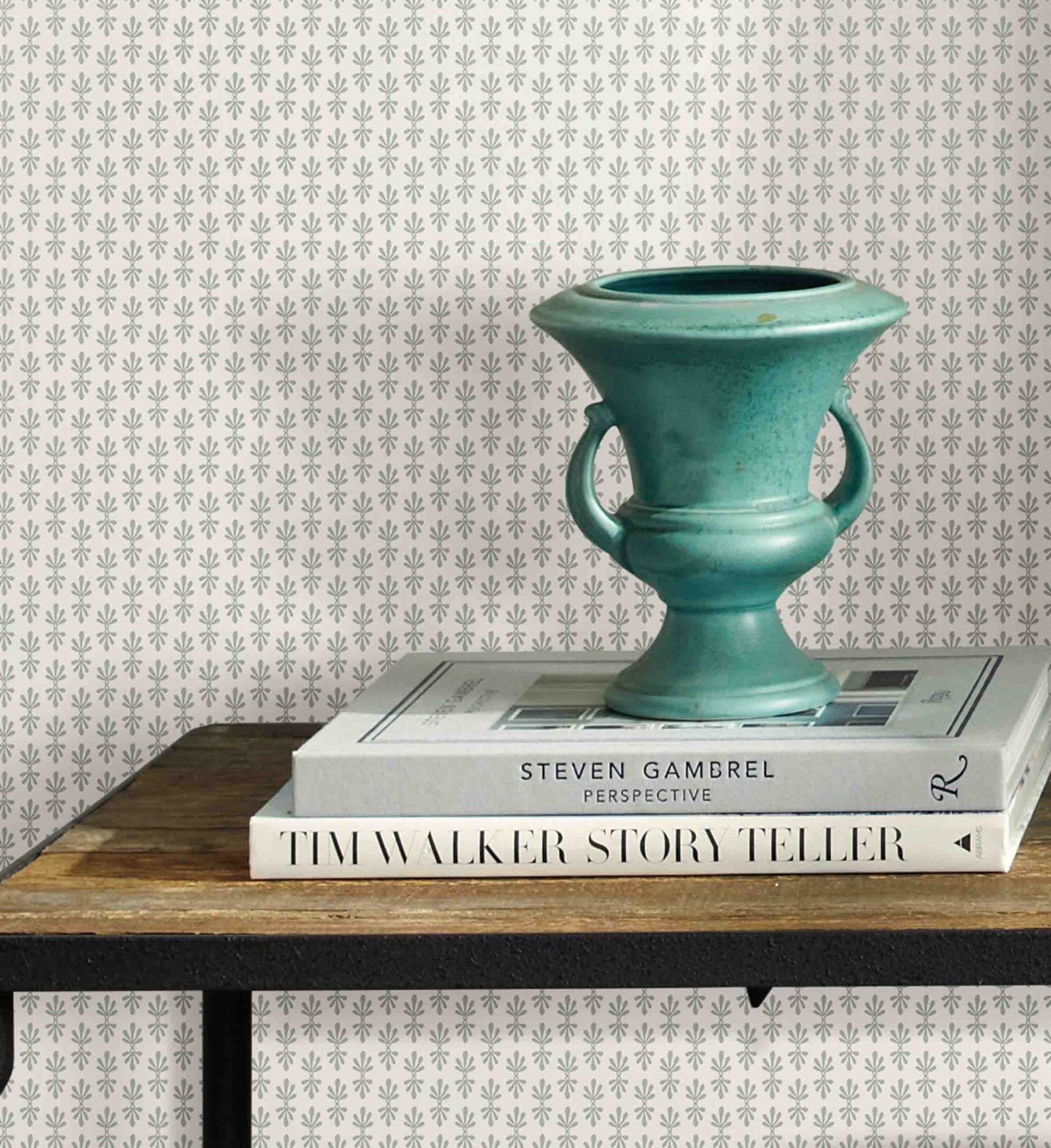Petal Wallpaper - White & Metallic Silver