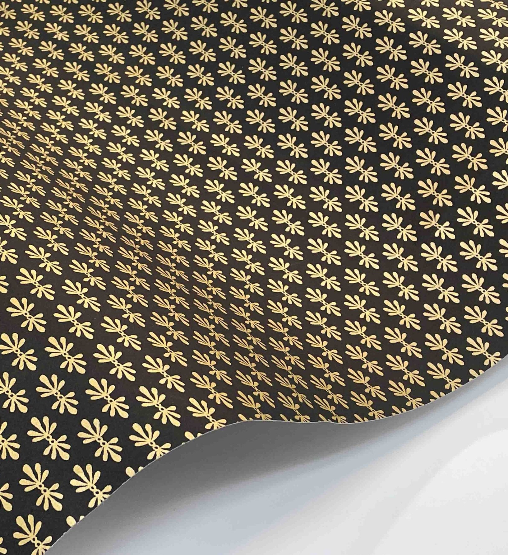 Petal Wallpaper - Black & Metallic Gold