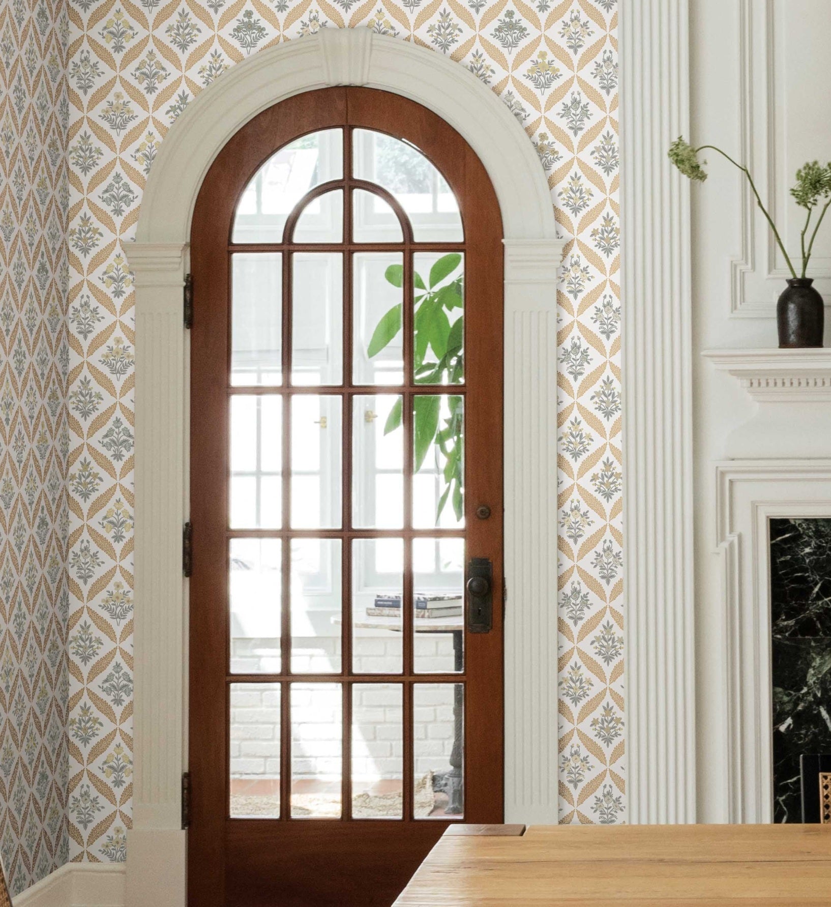 Estee Garden Wallpaper - Gold Multi